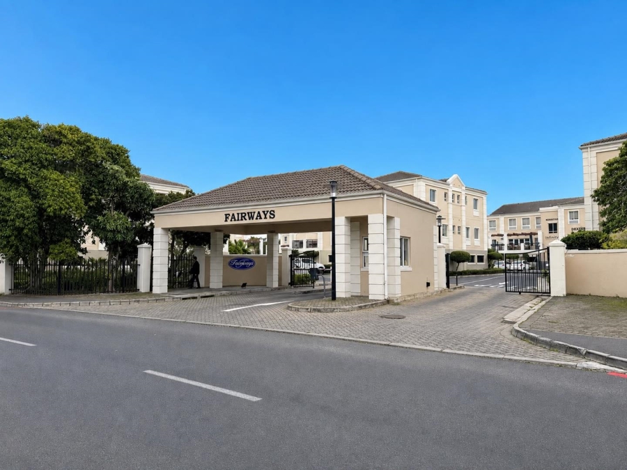 To Let Commercial Property for Rent in Somerset Ridge Western Cape